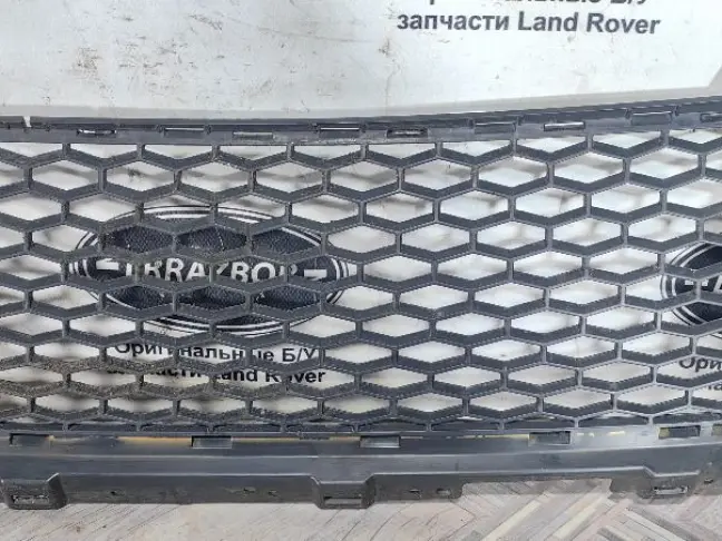 Решетка бампера нижняя Land Rover Freelander 2