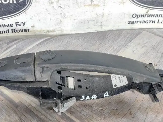 Ручка задняя правая Land Rover Freelander 2 L359