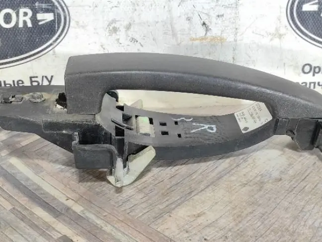 Ручка задняя правая Land Rover Freelander 2 L359
