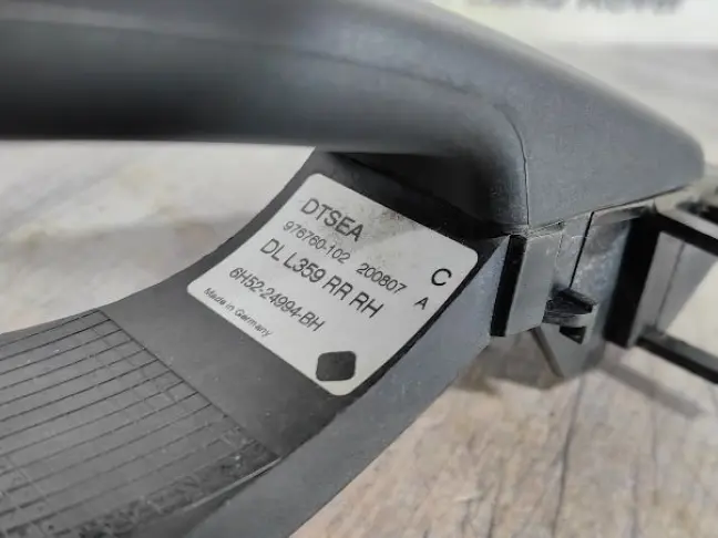 Ручка задняя правая Land Rover Freelander 2 L359