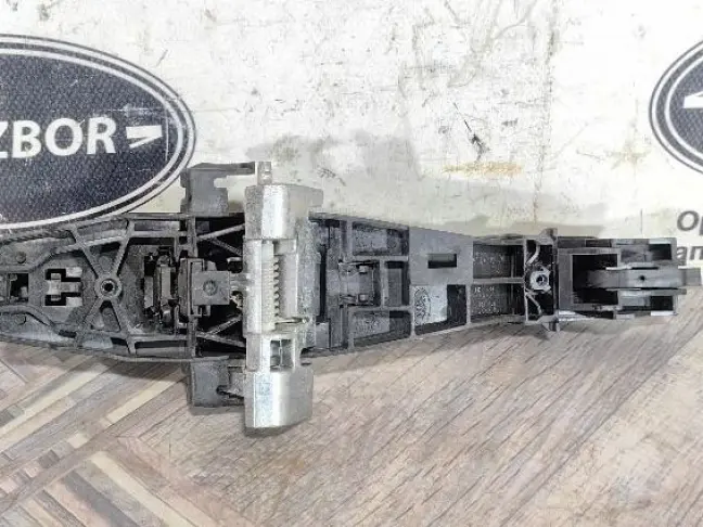 Ручка задняя правая Land Rover Freelander 2 L359