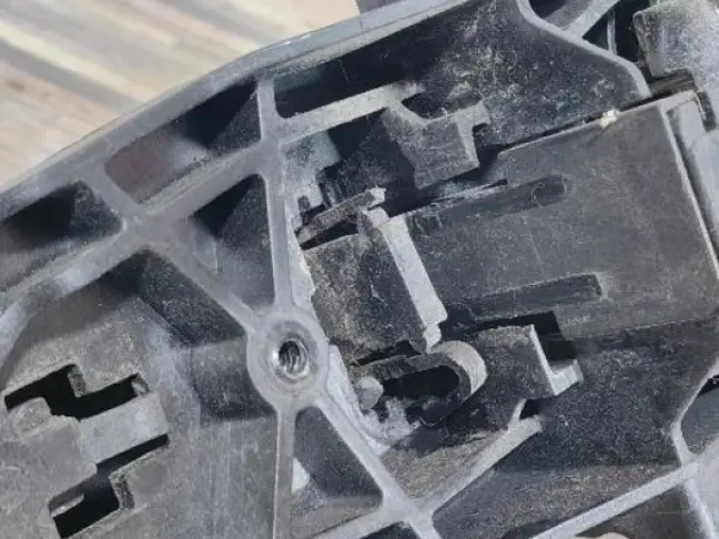 Ручка задняя правая Land Rover Freelander 2 L359