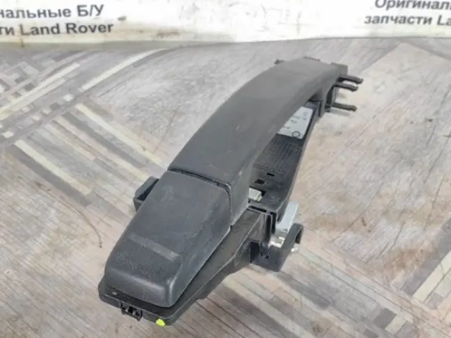 Ручка передняя правая Land Rover Freelander 2 L359