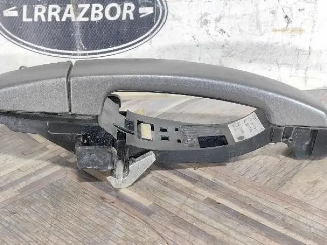 Ручка передняя правая Land Rover Freelander 2 L359