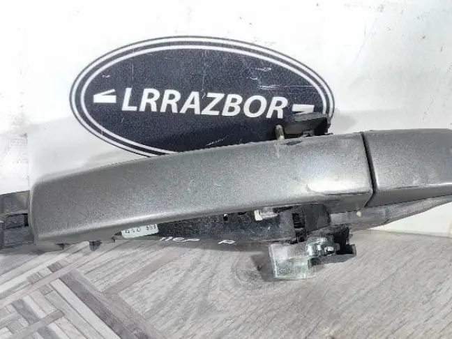 Ручка передняя правая Land Rover Freelander 2 L359