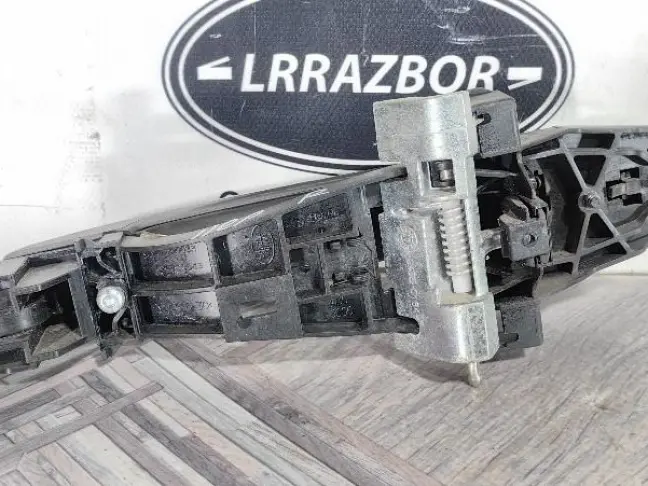 Ручка передняя правая Land Rover Freelander 2 L359