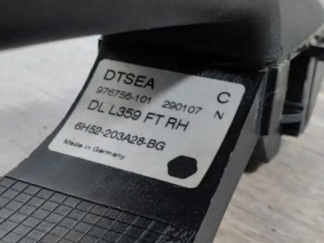 Ручка передняя правая Land Rover Freelander 2 L359