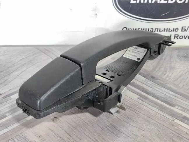 Ручка передняя правая Land Rover Freelander 2 L359