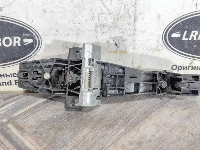 Ручка задняя левая Land Rover Freelander 2 L359
