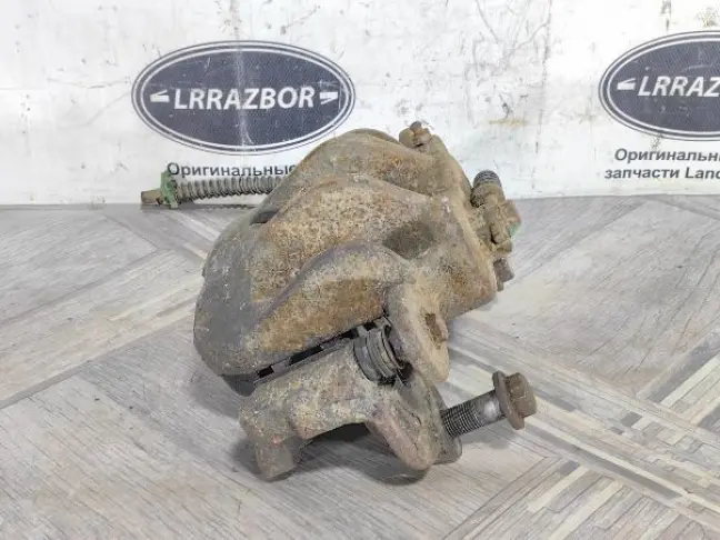 Суппорт передний левый DISCOVERY 4 L319 3.0