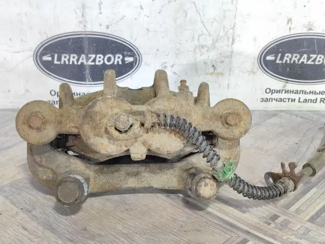 Суппорт передний левый DISCOVERY 4 L319 3.0