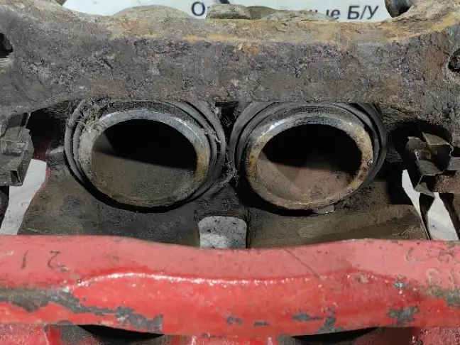 Суппорт тормозной передний пара DISCOVERY 3 L319