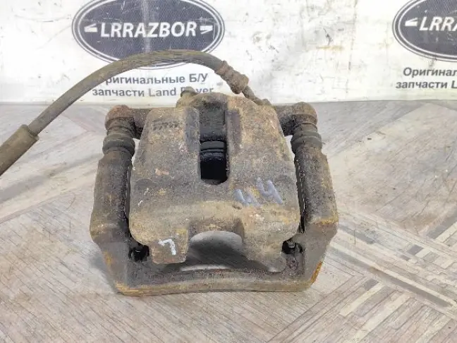Суппорт левый задний Land Rover Sport L320