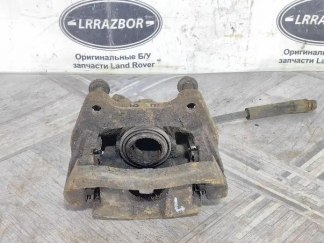 Суппорт левый задний Land Rover Sport L320