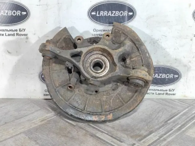 Кулак задний правый Range Rover Sport L320