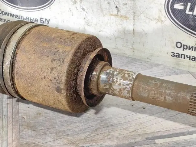 Привод задний левый Range Rover Sport L320