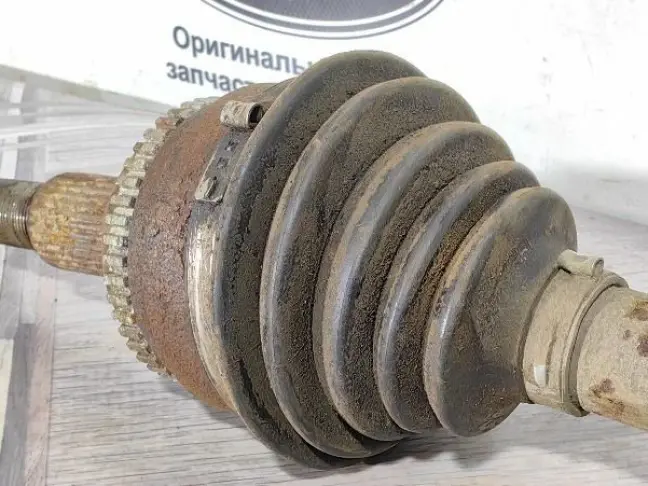 Привод задний левый Range Rover Sport L320