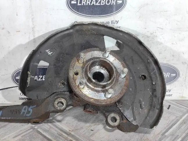 Кулак передний правый Range Rover Sport L320 09-13