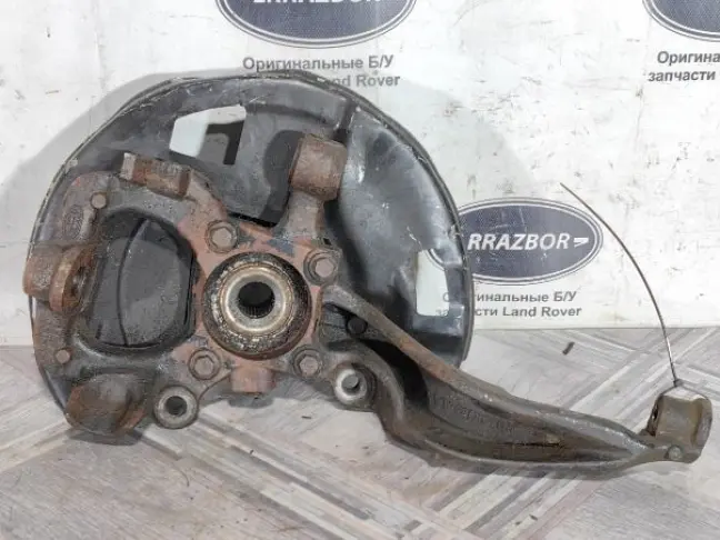 Кулак передний правый Range Rover Sport L320 09-13