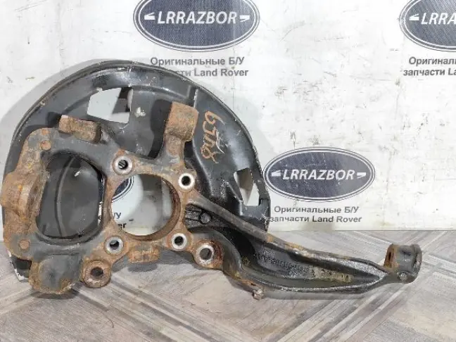 Кулак передний правый Range Rover Sport L320 09-13