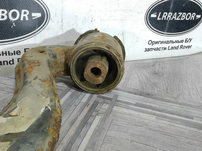 Рычаг передний нижний правый Land Rover Sport L320