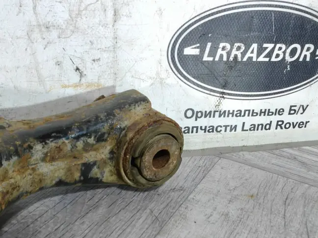 Рычаг передний нижний левый Range Rover Sport L320
