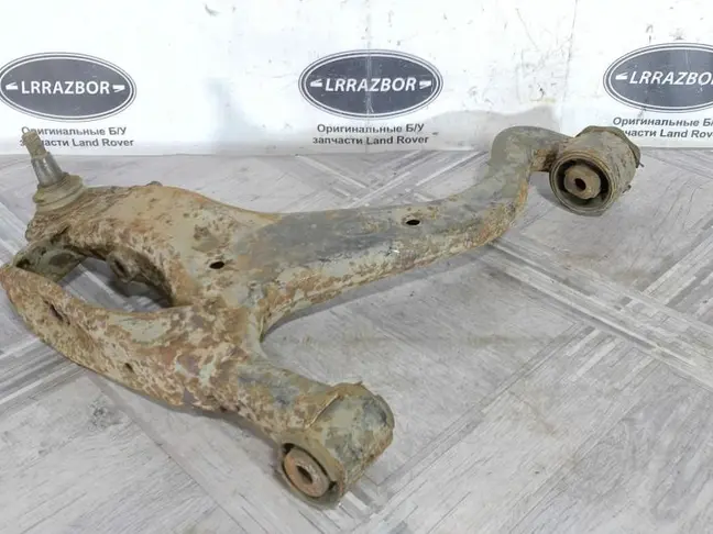 Рычаг передний нижний левый Range Rover Sport L320