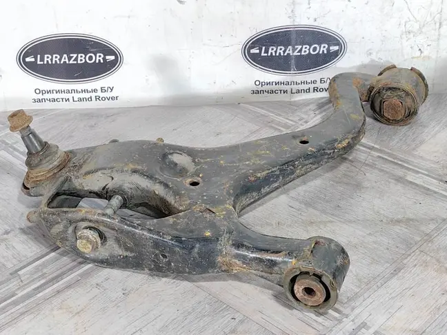 Рычаг передний нижний левый Range Rover Sport L320