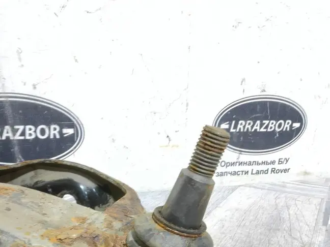 Рычаг передний нижний левый Range Rover Sport L320