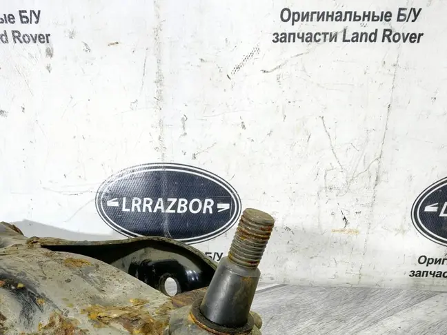 Рычаг передний нижний левый Range Rover Sport L320