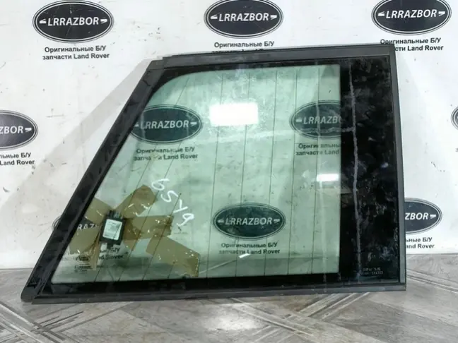 Стекло кузовное глухое правое Range Rover L322