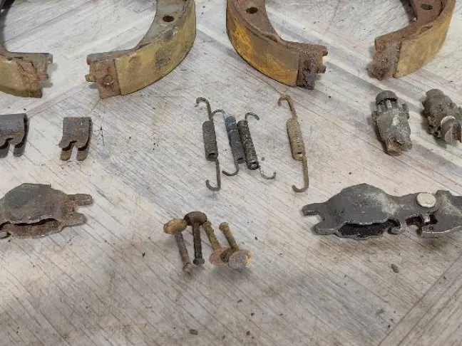 Механизм ручника 2 стороны Land Rover Freelander 2