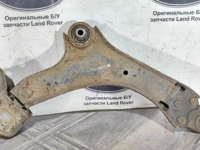 Рычаг левый передний Land Rover Freelander 2 2.2