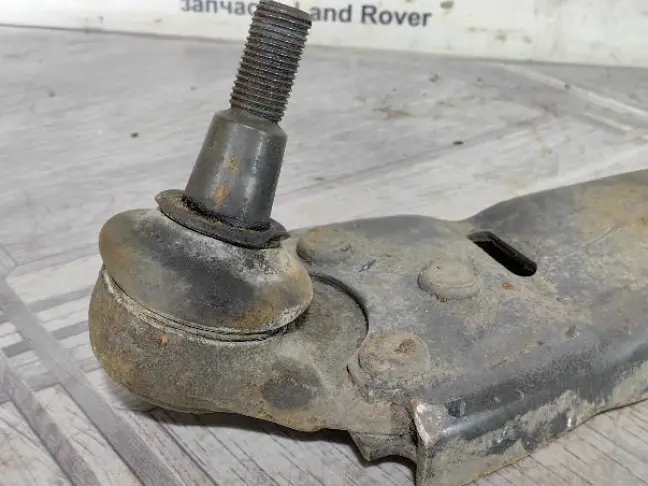 Рычаг левый передний Land Rover Freelander 2 2.2
