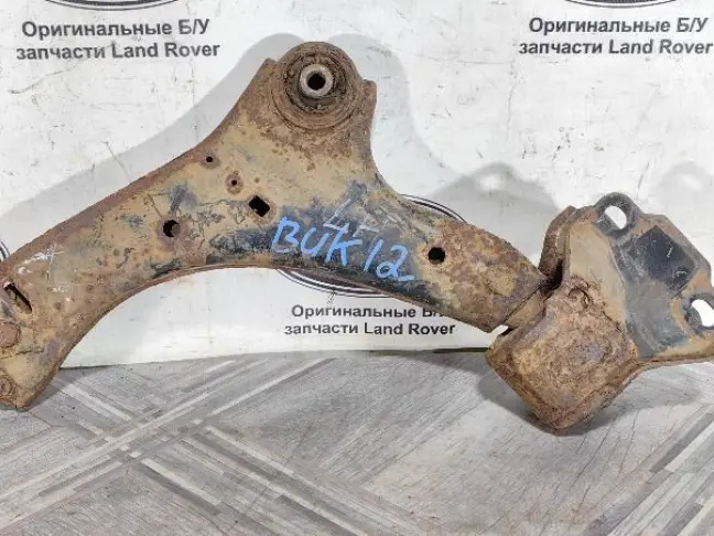 Рычаг левый передний Land Rover Freelander 2 2.2