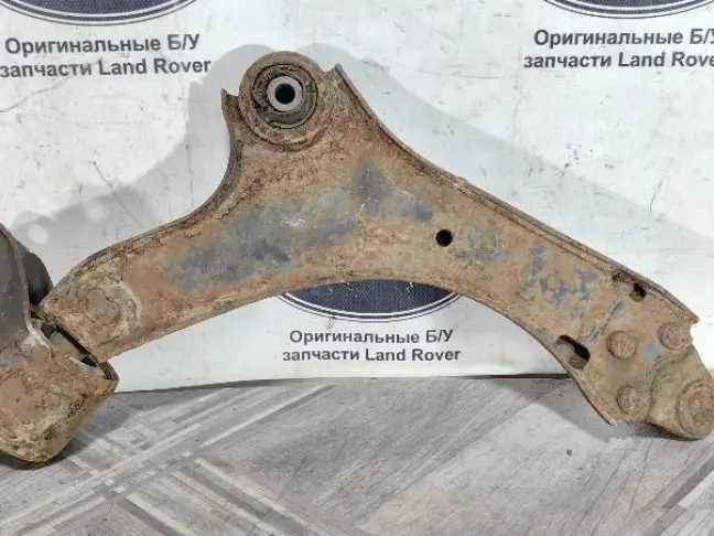 Рычаг левый передний Land Rover Freelander 2 2.2