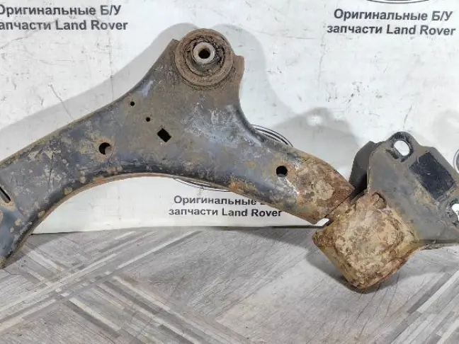 Рычаг левый передний Land Rover Freelander 2 2.2