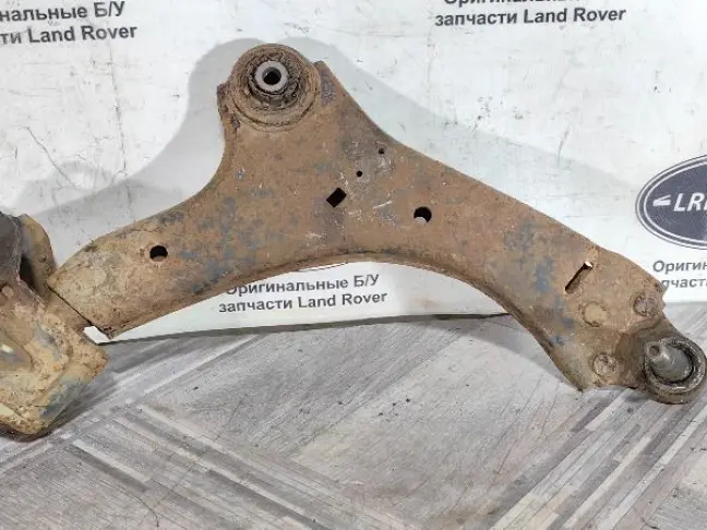 Рычаг правый передний Land Rover Freelander 2 2.2