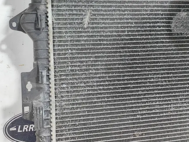 Радиатор основной Land Rover Freelander 2 2.2 МКПП