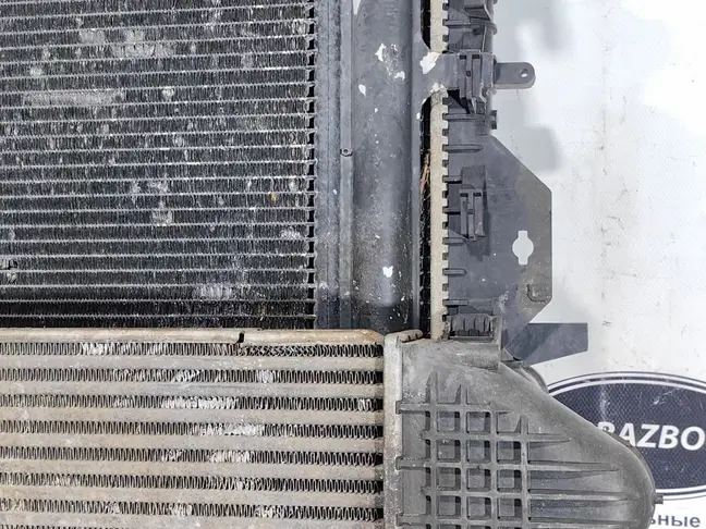 Кассета радиаторов Land Rover Freelander 2 2.2 мех