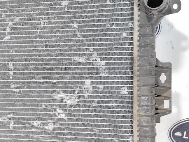 Радиатор основной Land Rover Freelander 2 2.2 МКПП