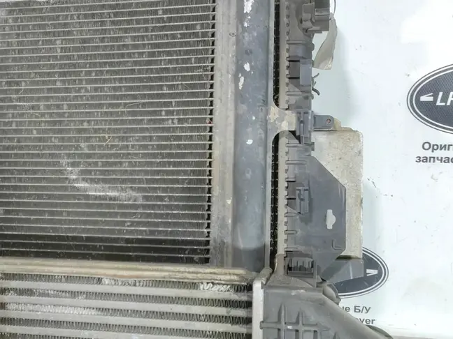 Кассета радиаторов Land Rover Freelander 2 2.2