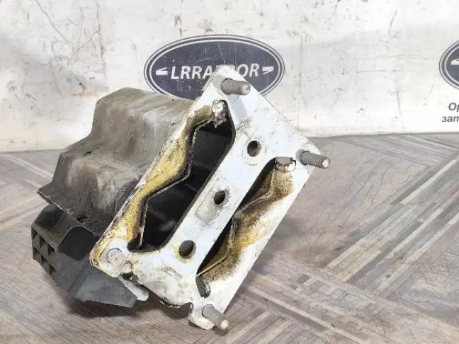 Лонжерон передний левый Range Rover L322 02-12