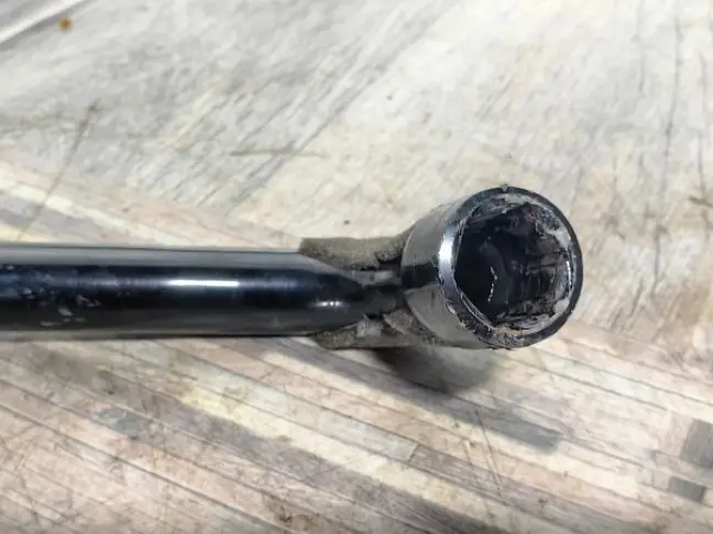 Ключ балонный Land Rover Freelander 2