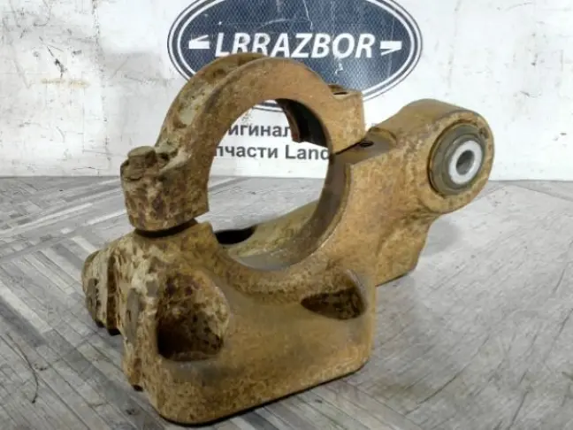 Кронштейн привода Land Rover Freelander 2 3.2