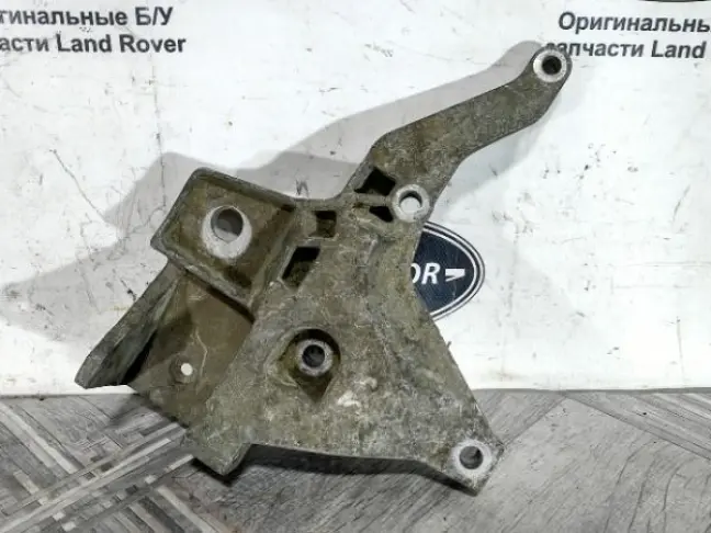 Кронштейн ДВС правый Land Rover Freelander 2 3.2