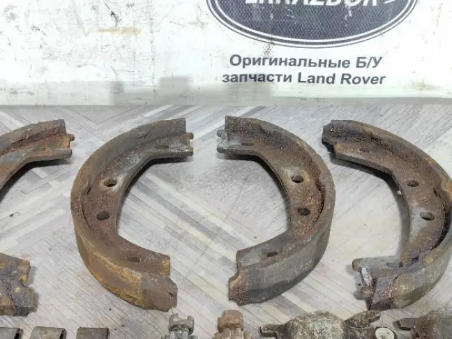 Механизм ручника 2 стороны Land Rover Freelander 2