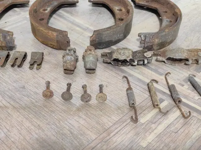 Механизм ручника 2 стороны Land Rover Freelander 2