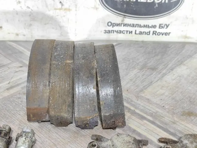 Механизм ручника 2 стороны Land Rover Freelander 2