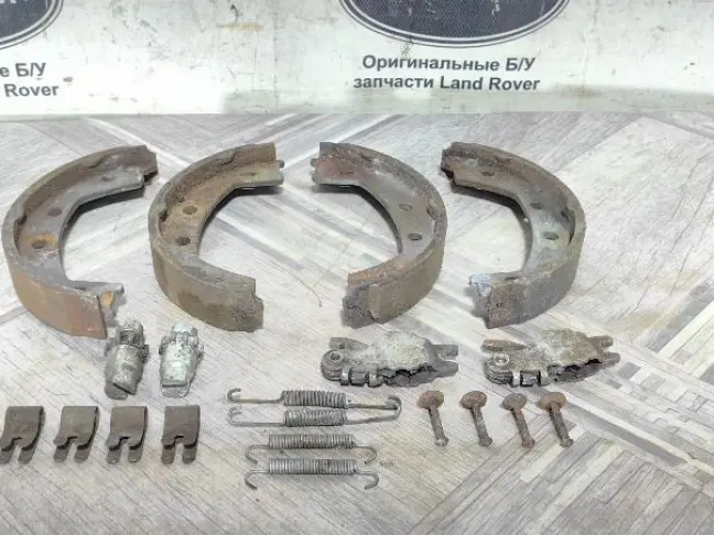 Механизм ручника 2 стороны Land Rover Freelander 2